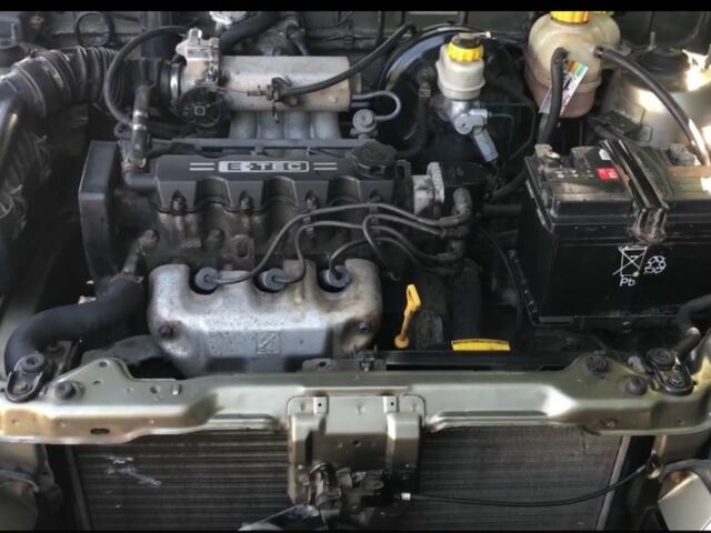 Зелений Деу Сенс, об'ємом двигуна 1.5 л та пробігом 166 тис. км за 1650 $, фото 3 на Automoto.ua