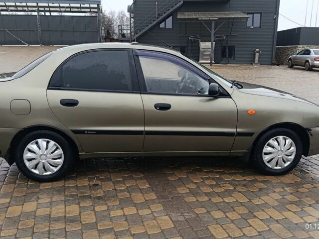 Зелений Деу Сенс, об'ємом двигуна 1.6 л та пробігом 212 тис. км за 2300 $, фото 4 на Automoto.ua