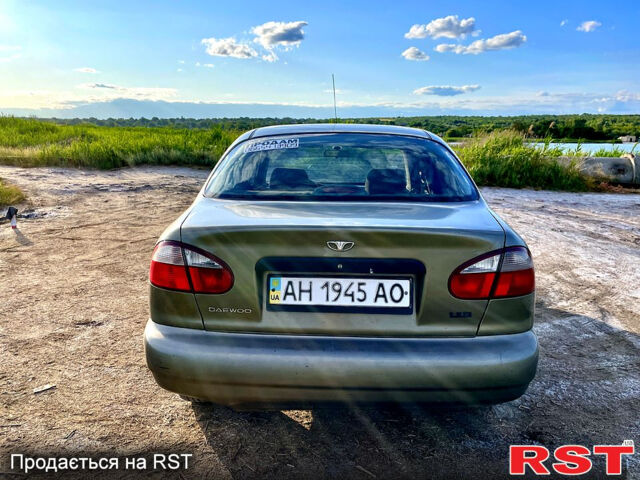 Зеленый Дэу Сенс, объемом двигателя 1.3 л и пробегом 247 тыс. км за 1650 $, фото 2 на Automoto.ua