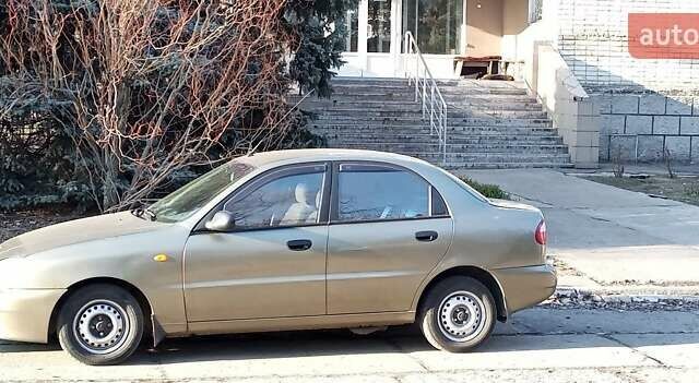 Дэу Сенс 2005 в Павлограде на Automoto.ua Зеленый Дэу Сенс, объемом двигателя 1.3 л и пробегом 131 тыс. км за 2300 $, фото 2 на Automoto.ua