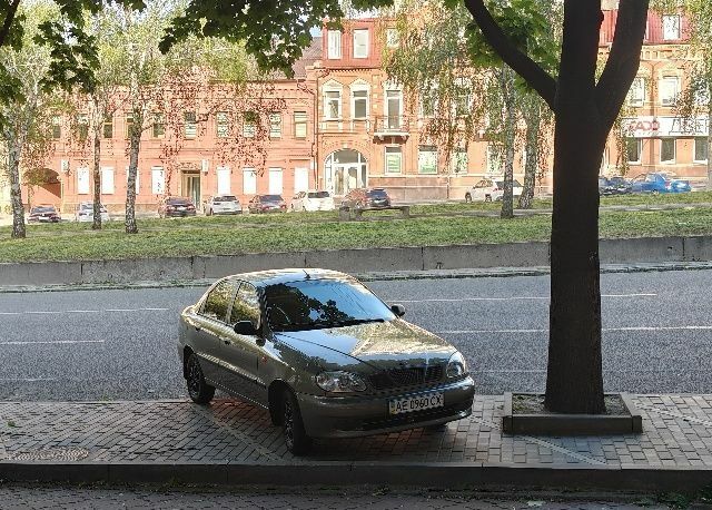 Зеленый Дэу Сенс, объемом двигателя 2 л и пробегом 154 тыс. км за 2400 $, фото 2 на Automoto.ua