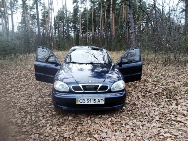 Зеленый Дэу Сенс, объемом двигателя 1.3 л и пробегом 300 тыс. км за 1200 $, фото 3 на Automoto.ua