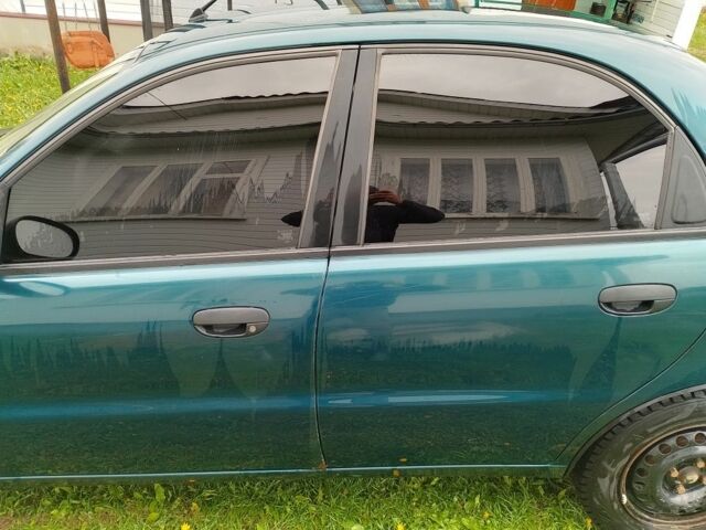 Зеленый Дэу Сенс, объемом двигателя 1.5 л и пробегом 240 тыс. км за 2300 $, фото 2 на Automoto.ua