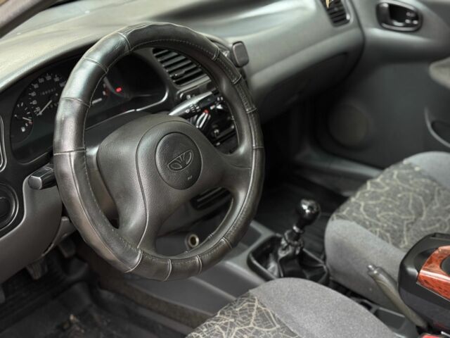 Зеленый Дэу Сенс, объемом двигателя 1.5 л и пробегом 260 тыс. км за 2250 $, фото 8 на Automoto.ua