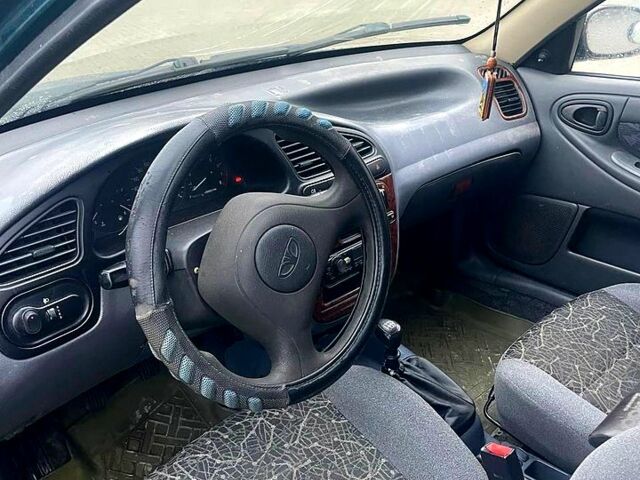 Зеленый Дэу Сенс, объемом двигателя 1.3 л и пробегом 180 тыс. км за 1900 $, фото 12 на Automoto.ua