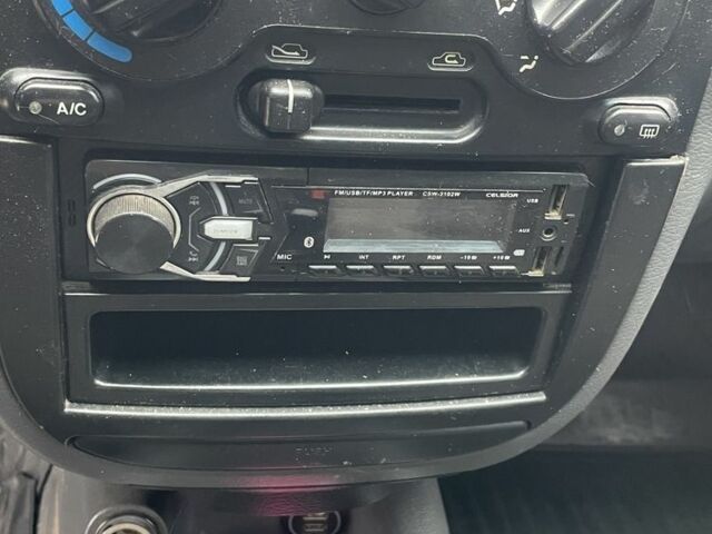 Зеленый Дэу Сенс, объемом двигателя 1.3 л и пробегом 250 тыс. км за 1600 $, фото 5 на Automoto.ua