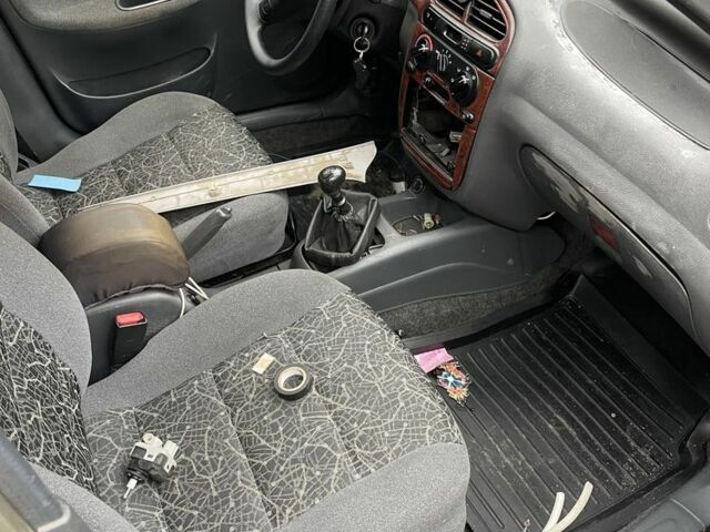 Зелений Деу Сенс, об'ємом двигуна 1.3 л та пробігом 200 тис. км за 850 $, фото 4 на Automoto.ua