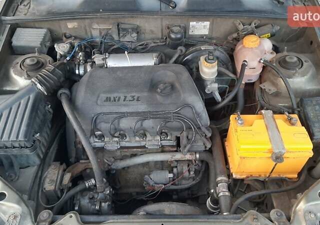 Зеленый Дэу Сенс, объемом двигателя 1.3 л и пробегом 242 тыс. км за 1999 $, фото 8 на Automoto.ua