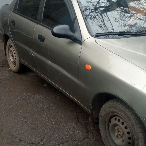 Зеленый Дэу Сенс, объемом двигателя 1.3 л и пробегом 190 тыс. км за 1066 $, фото 1 на Automoto.ua