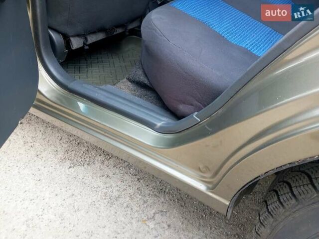 Зеленый Дэу Сенс, объемом двигателя 1.3 л и пробегом 140 тыс. км за 2250 $, фото 15 на Automoto.ua