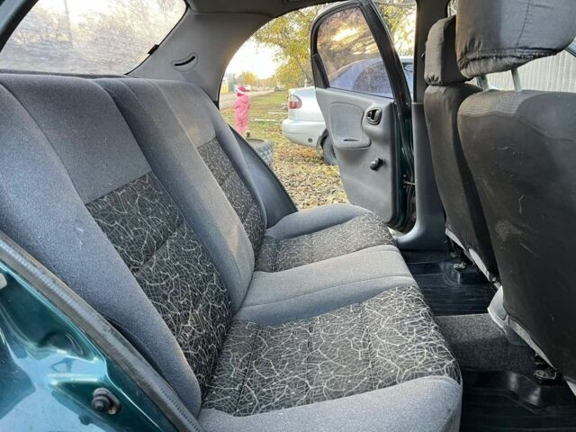 Зелений Деу Сенс, об'ємом двигуна 1.5 л та пробігом 300 тис. км за 800 $, фото 1 на Automoto.ua