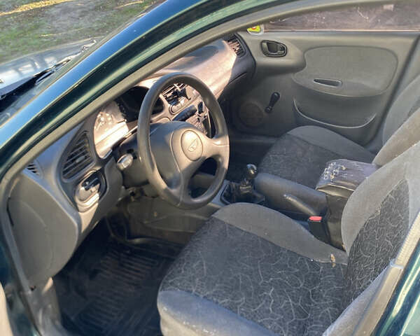 Зеленый Дэу Сенс, объемом двигателя 1.3 л и пробегом 267 тыс. км за 900 $, фото 6 на Automoto.ua