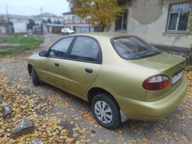 Зелений Деу Сенс, об'ємом двигуна 1.5 л та пробігом 145 тис. км за 2000 $, фото 3 на Automoto.ua