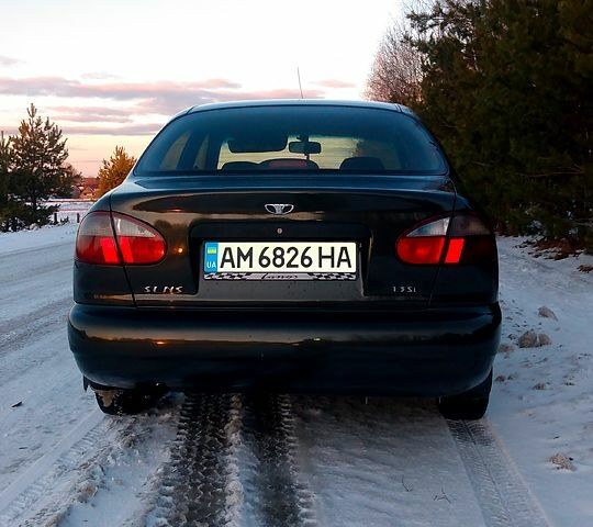 Зелений Деу Сенс, об'ємом двигуна 1.3 л та пробігом 195 тис. км за 2300 $, фото 3 на Automoto.ua