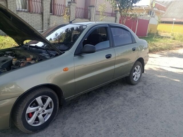 Зелений Деу Сенс, об'ємом двигуна 1.3 л та пробігом 194 тис. км за 1300 $, фото 2 на Automoto.ua