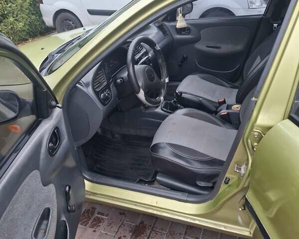 Зелений Деу Сенс, об'ємом двигуна 1.3 л та пробігом 200 тис. км за 1450 $, фото 1 на Automoto.ua