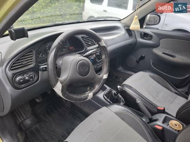 Зелений Деу Сенс, об'ємом двигуна 1.3 л та пробігом 200 тис. км за 1450 $, фото 4 на Automoto.ua