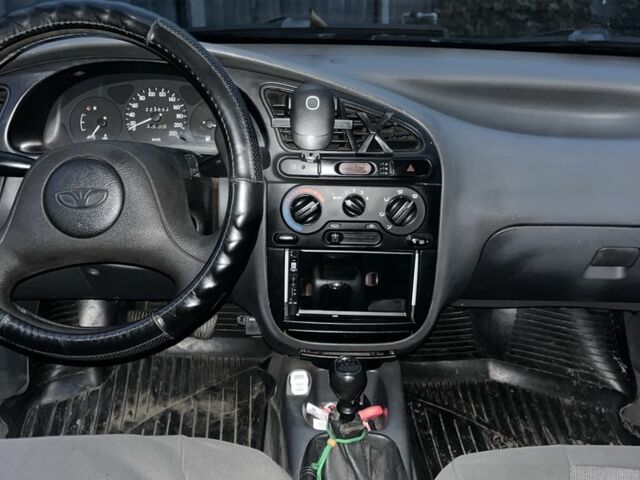 Зелений Деу Сенс, об'ємом двигуна 1.5 л та пробігом 2 тис. км за 1650 $, фото 2 на Automoto.ua