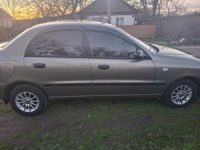 Зеленый Дэу Сенс, объемом двигателя 1.3 л и пробегом 213 тыс. км за 2600 $, фото 3 на Automoto.ua