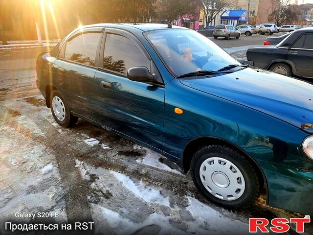 Зелений Деу Сенс, об'ємом двигуна 1.3 л та пробігом 175 тис. км за 2900 $, фото 3 на Automoto.ua