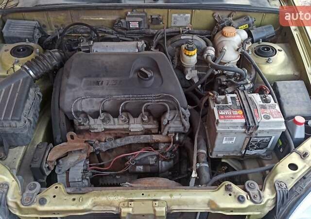 Зелений Деу Сенс, об'ємом двигуна 1.3 л та пробігом 187 тис. км за 1350 $, фото 37 на Automoto.ua