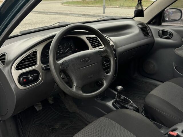 Зелений Деу Сенс, об'ємом двигуна 1.6 л та пробігом 180 тис. км за 2300 $, фото 13 на Automoto.ua