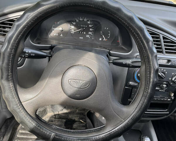 Зелений Деу Сенс, об'ємом двигуна 1.3 л та пробігом 173 тис. км за 3000 $, фото 8 на Automoto.ua