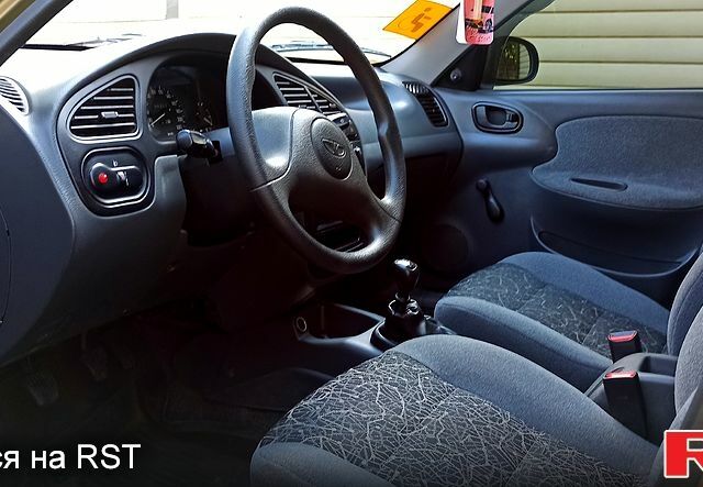 Зелений Деу Сенс, об'ємом двигуна 1.3 л та пробігом 0 тис. км за 3000 $, фото 2 на Automoto.ua