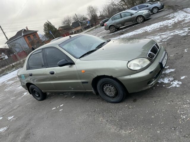 Зеленый Дэу Сенс, объемом двигателя 1.5 л и пробегом 500 тыс. км за 1000 $, фото 1 на Automoto.ua