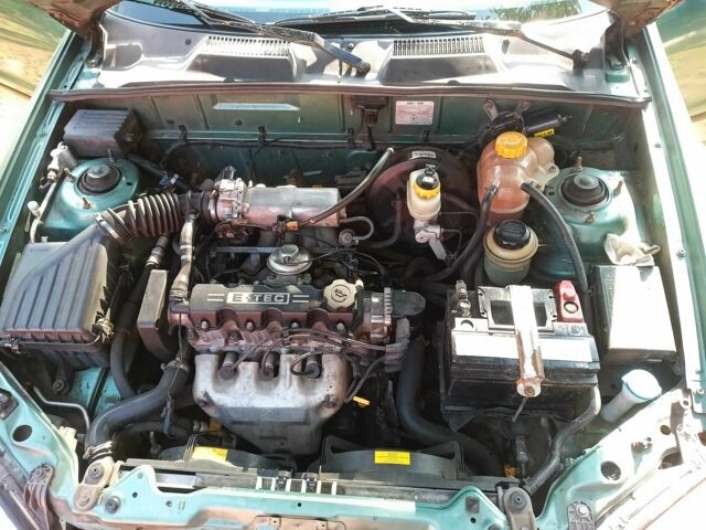 Зеленый Дэу Сенс, объемом двигателя 1.5 л и пробегом 183 тыс. км за 2300 $, фото 5 на Automoto.ua