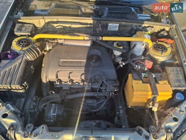 Зеленый Дэу Сенс, объемом двигателя 1.3 л и пробегом 213 тыс. км за 2400 $, фото 9 на Automoto.ua