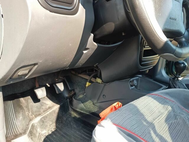 Зеленый Дэу Сенс, объемом двигателя 1.5 л и пробегом 183 тыс. км за 2300 $, фото 7 на Automoto.ua