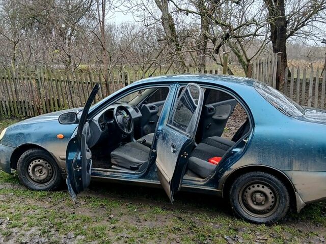 Зеленый Дэу Сенс, объемом двигателя 1.3 л и пробегом 177 тыс. км за 1200 $, фото 5 на Automoto.ua