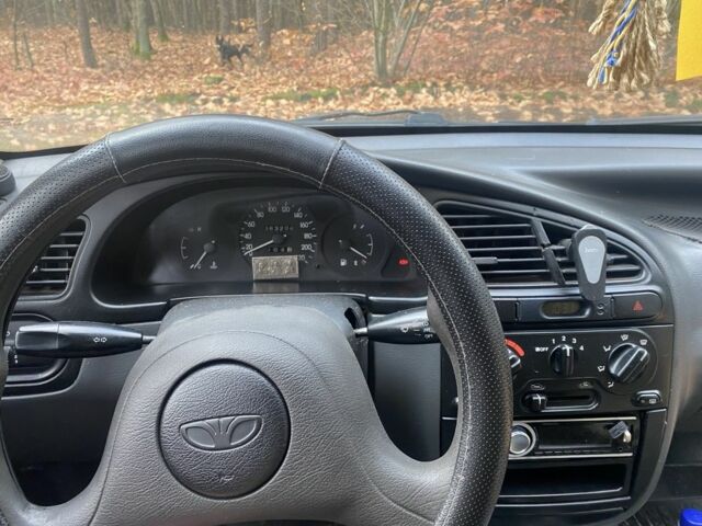Зеленый Дэу Сенс, объемом двигателя 1.3 л и пробегом 365 тыс. км за 1300 $, фото 3 на Automoto.ua