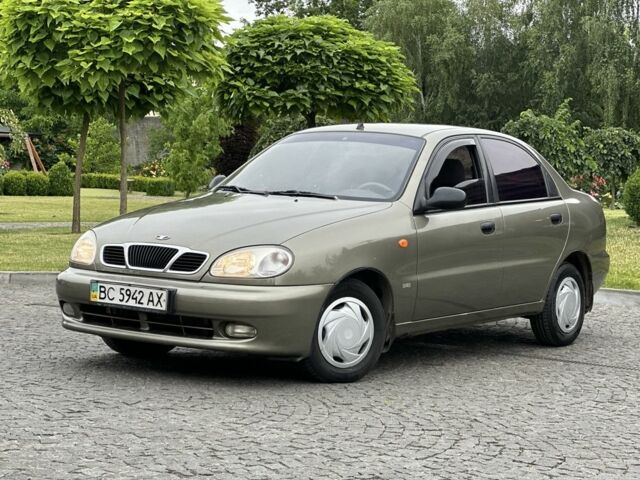 Зеленый Дэу Сенс, объемом двигателя 1.5 л и пробегом 228 тыс. км за 1999 $, фото 1 на Automoto.ua