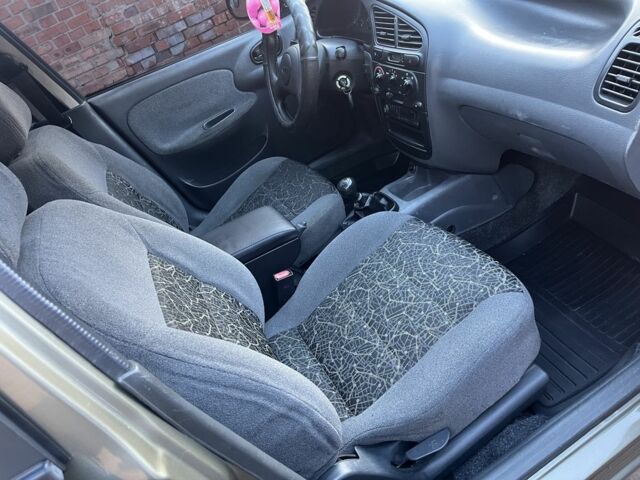 Зелений Деу Сенс, об'ємом двигуна 1.5 л та пробігом 214 тис. км за 2800 $, фото 10 на Automoto.ua