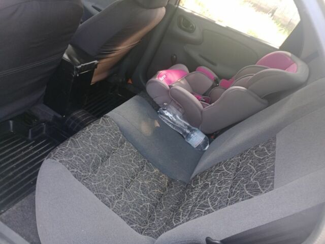 Зелений Деу Сенс, об'ємом двигуна 1.3 л та пробігом 194 тис. км за 1300 $, фото 4 на Automoto.ua