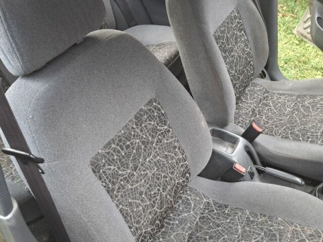 Деу Сенс 2006 у Коломые на Automoto.ua Зелений Деу Сенс, об'ємом двигуна 1.3 л та пробігом 198 тис. км за 1650 $, фото 7 на Automoto.ua