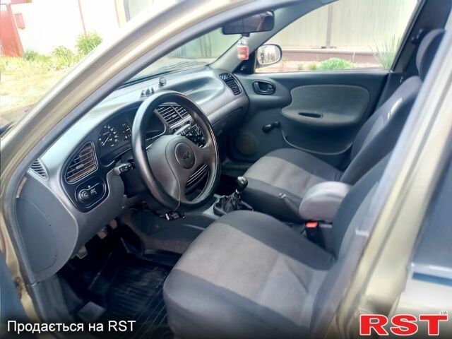 Зеленый Дэу Сенс, объемом двигателя 1.3 л и пробегом 120 тыс. км за 2600 $, фото 12 на Automoto.ua