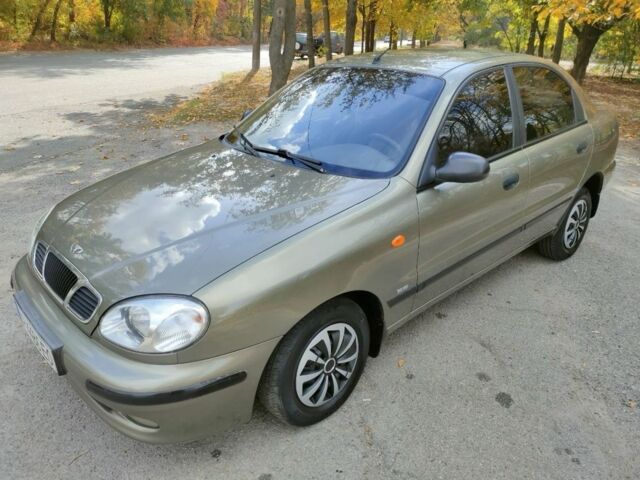 Зеленый Дэу Сенс, объемом двигателя 1.5 л и пробегом 182 тыс. км за 2800 $, фото 1 на Automoto.ua
