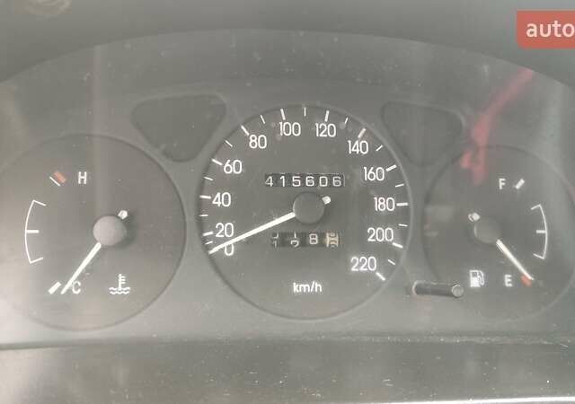 Зеленый Дэу Сенс, объемом двигателя 1.6 л и пробегом 415 тыс. км за 1700 $, фото 5 на Automoto.ua