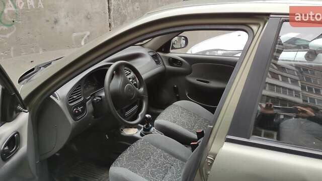 Зелений Деу Сенс, об'ємом двигуна 1.3 л та пробігом 350 тис. км за 1000 $, фото 6 на Automoto.ua