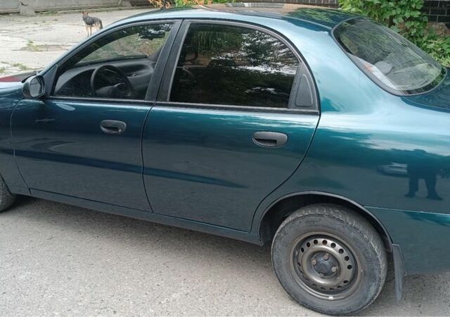 Зеленый Дэу Сенс, объемом двигателя 1.5 л и пробегом 300 тыс. км за 2300 $, фото 3 на Automoto.ua