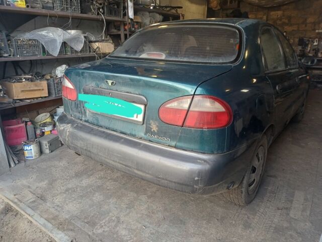 Зеленый Дэу Сенс, объемом двигателя 1.5 л и пробегом 292 тыс. км за 699 $, фото 2 на Automoto.ua