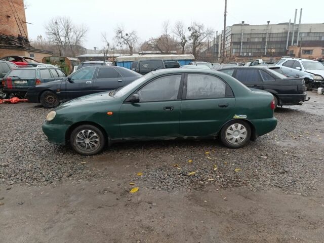 Зеленый Дэу Сенс, объемом двигателя 1.3 л и пробегом 300 тыс. км за 750 $, фото 1 на Automoto.ua