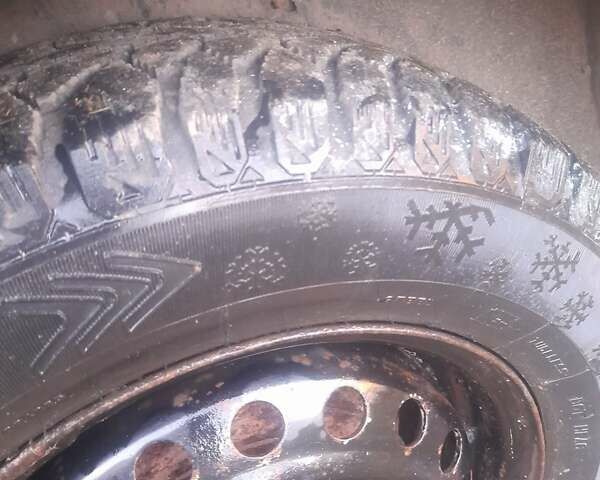 Деу Сенс 2006 у Стрые на Automoto.ua Зелений Деу Сенс, об'ємом двигуна 1.3 л та пробігом 147 тис. км за 696 $, фото 8 на Automoto.ua