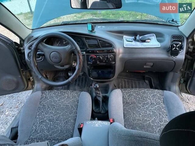 Зеленый Дэу Сенс, объемом двигателя 1.3 л и пробегом 313 тыс. км за 1560 $, фото 4 на Automoto.ua