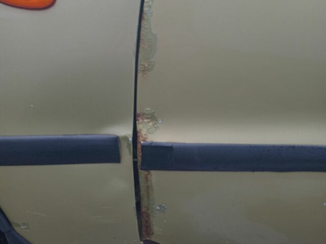 Зелений Деу Сенс, об'ємом двигуна 1.5 л та пробігом 248 тис. км за 2000 $, фото 1 на Automoto.ua