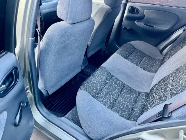 Зелений Деу Сенс, об'ємом двигуна 1.5 л та пробігом 214 тис. км за 2800 $, фото 9 на Automoto.ua