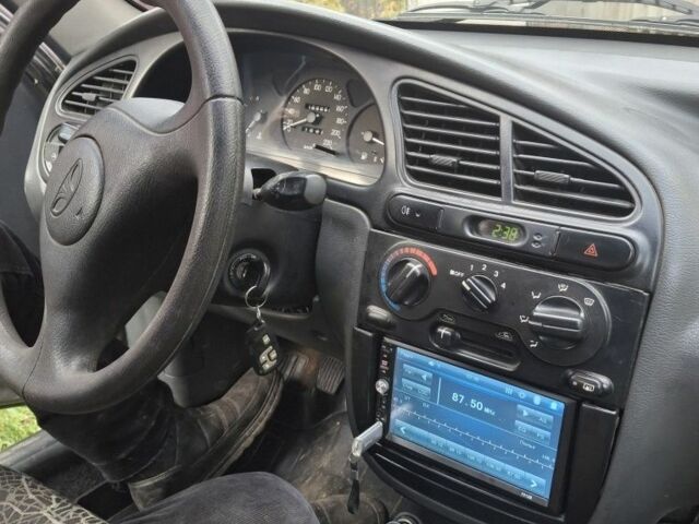 Деу Сенс 2006 у Коломые на Automoto.ua Зелений Деу Сенс, об'ємом двигуна 1.3 л та пробігом 198 тис. км за 1650 $, фото 3 на Automoto.ua